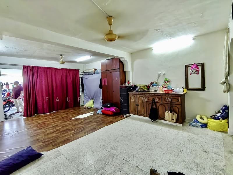 2-storey Terraced House for Sale in Seksyen 18 (Shah Alam) - Fauran Nawawi - PropertyGuru.com.my