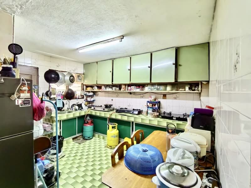 2-storey Terraced House for Sale in Seksyen 18 (Shah Alam) - Fauran Nawawi - PropertyGuru.com.my