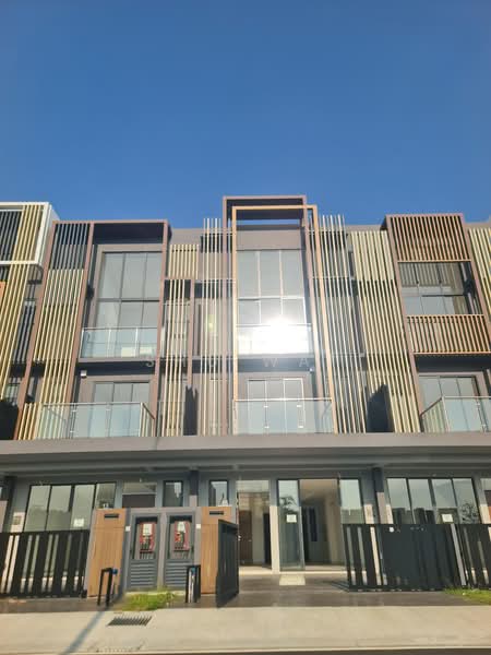 Rumah Teres 3 Tingkat untuk Dijual di Taman Puchong Permai (Puchong) - Shu Wai - PropertyGuru.com.my