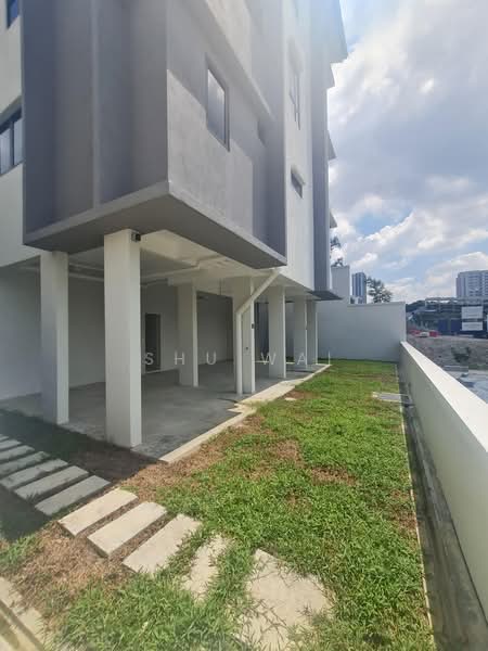 Rumah Teres 3 Tingkat untuk Dijual di Taman Puchong Permai (Puchong) - Shu Wai - Exterior - PropertyGuru.com.my