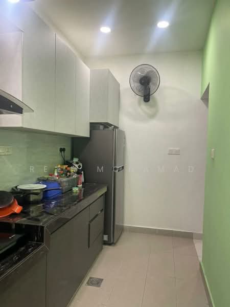 2-storey Terraced House for Sale in Nilai Impian (Nilai) - Reen Mohamad - Kitchen - PropertyGuru.com.my