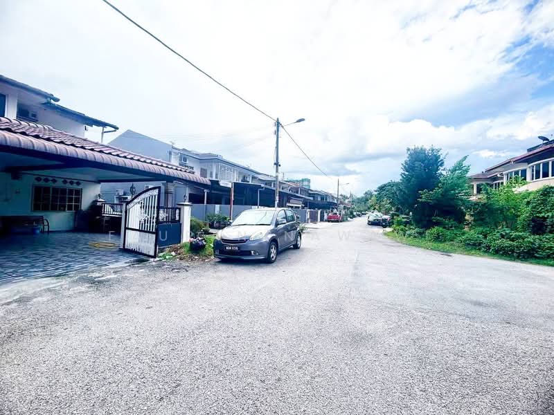 2-storey Terraced House for Sale in Taman Rakan (Kajang) - Fauran Nawawi - PropertyGuru.com.my