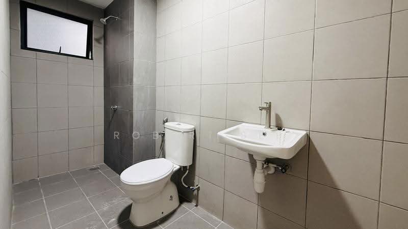 Service Residence for Rent at Residensi Bukit Tiara - Robert See - PropertyGuru.com.my