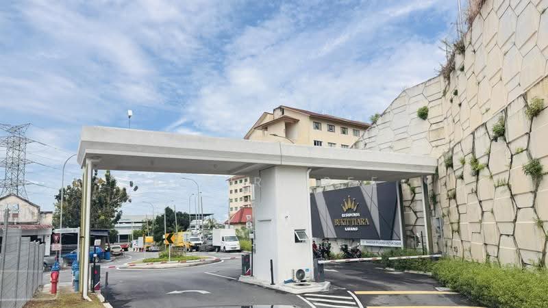 Service Residence for Rent at Residensi Bukit Tiara - Robert See - PropertyGuru.com.my