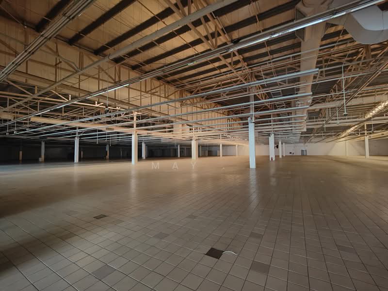 Retail Space for Rent in Batu Berendam (Melaka) - May . - Interior - PropertyGuru.com.my