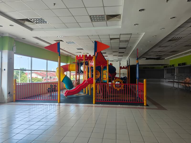 Retail Space for Rent in Batu Berendam (Melaka) - May . - Interior - PropertyGuru.com.my