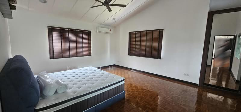 Rumah Banglo untuk Disewa di Seksyen 22 (Petaling Jaya) - Kevin Dass - Bedroom - PropertyGuru.com.my