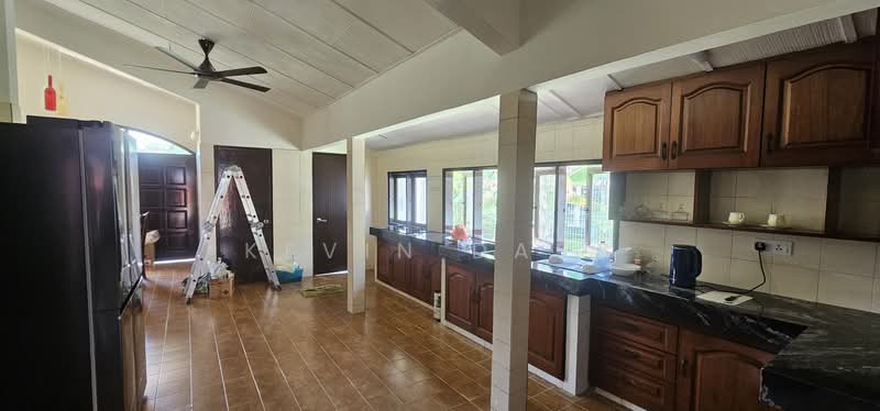 Rumah Banglo untuk Disewa di Seksyen 22 (Petaling Jaya) - Kevin Dass - Kitchen - PropertyGuru.com.my