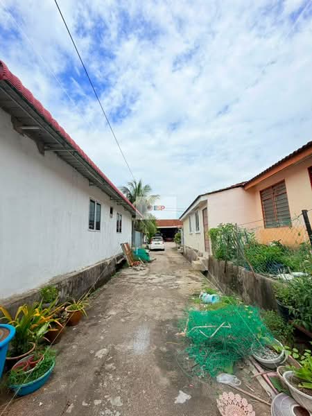 1-storey Terraced House for Sale in Bandar Seri Astana (Sungai Petani) - Hasrul Rosli - Exterior - PropertyGuru.com.my