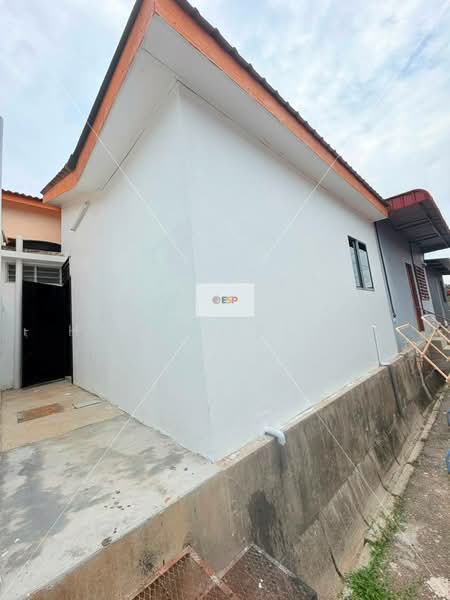 1-storey Terraced House for Sale in Bandar Seri Astana (Sungai Petani) - Hasrul Rosli - Exterior - PropertyGuru.com.my