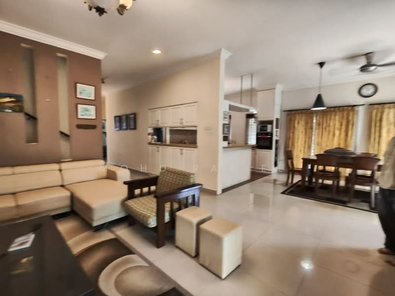 Rumah Berkembar untuk Dijual di Bandar Baru Bangi (Selangor) - Mohd Rafiee - Living Room - PropertyGuru.com.my