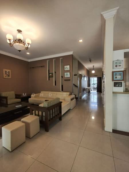 Rumah Berkembar untuk Dijual di Bandar Baru Bangi (Selangor) - Mohd Rafiee - Living Room - PropertyGuru.com.my