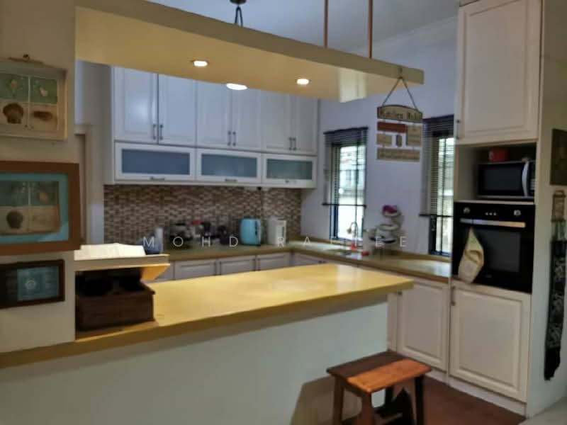 Rumah Berkembar untuk Dijual di Bandar Baru Bangi (Selangor) - Mohd Rafiee - Kitchen - PropertyGuru.com.my