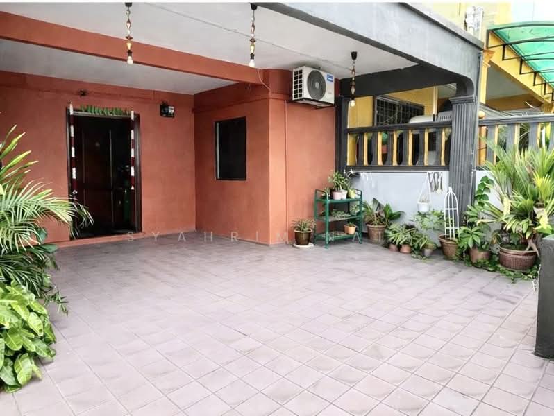 Rumah Teres 2 Tingkat untuk Dijual di Taman Melur (Ampang) - Syahrim Naim - Exterior - PropertyGuru.com.my