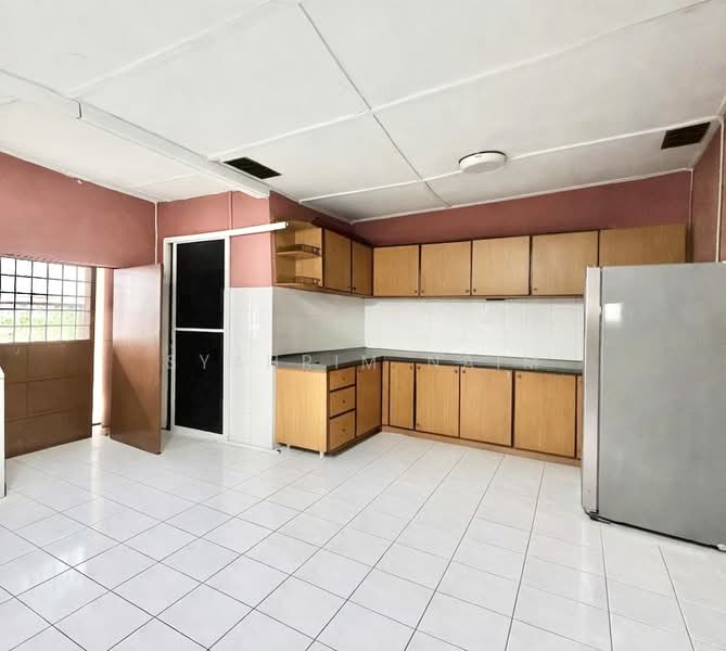 Rumah Teres 2 Tingkat untuk Dijual di Taman Melur (Ampang) - Syahrim Naim - Kitchen - PropertyGuru.com.my
