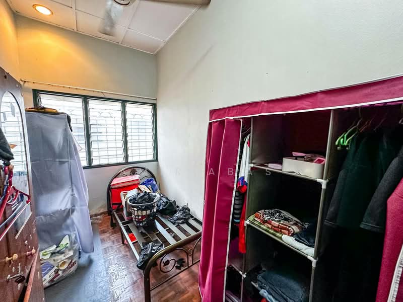 Rumah Teres 2-Tingkat untuk Dijual di Seri Kembangan (Selangor) - Amir Abas - PropertyGuru.com.my