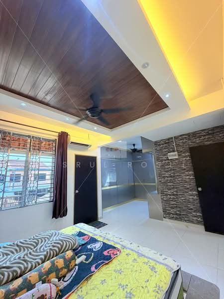Rumah Berkembar untuk Dijual di Taman Penting (Nibong Tebal) - Hasrul Rosli - Bedroom - PropertyGuru.com.my