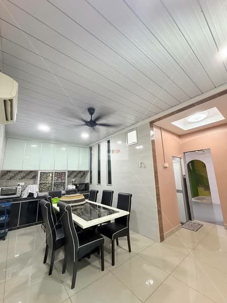 Rumah Berkembar untuk Dijual di Taman Penting (Nibong Tebal) - Hasrul Rosli - Kitchen - PropertyGuru.com.my
