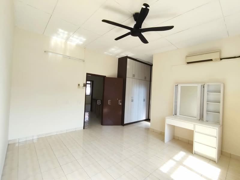 Rumah Teres 2-Tingkat untuk Dijual di Bandar Bukit Puchong 2 (Puchong) - Tan Bee Choo - Bedroom - PropertyGuru.com.my