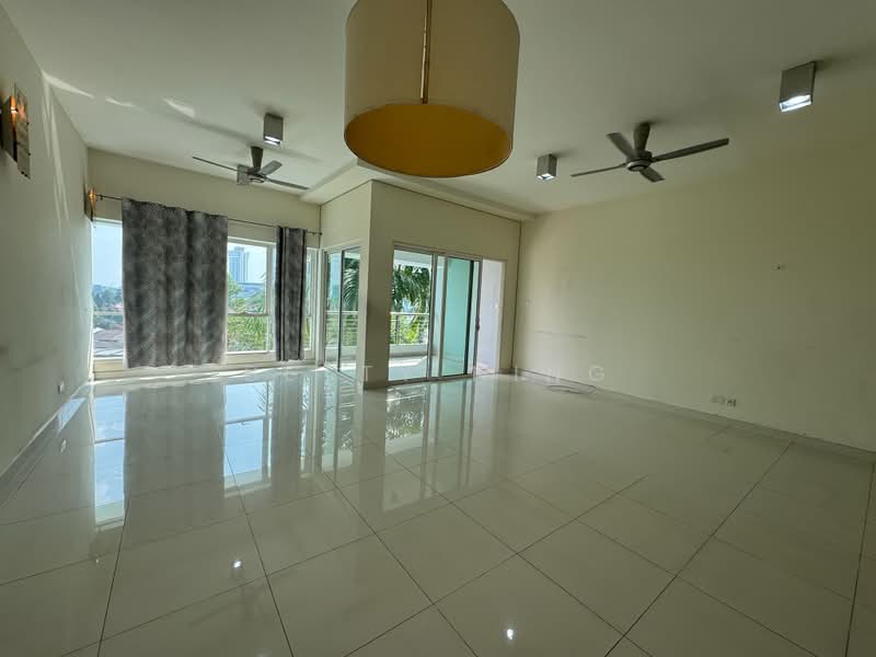 Servis Apartment untuk Dijual di Sinaran TTDI - Betty Ning - Living Room - PropertyGuru.com.my
