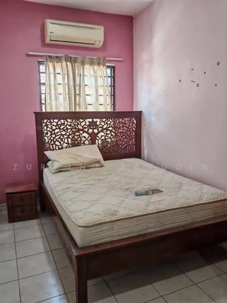 Rumah Teres 2 Tingkat untuk Dijual di Bukit Jelutong (Shah Alam) - Zuraina Rajudin - Bedroom - PropertyGuru.com.my