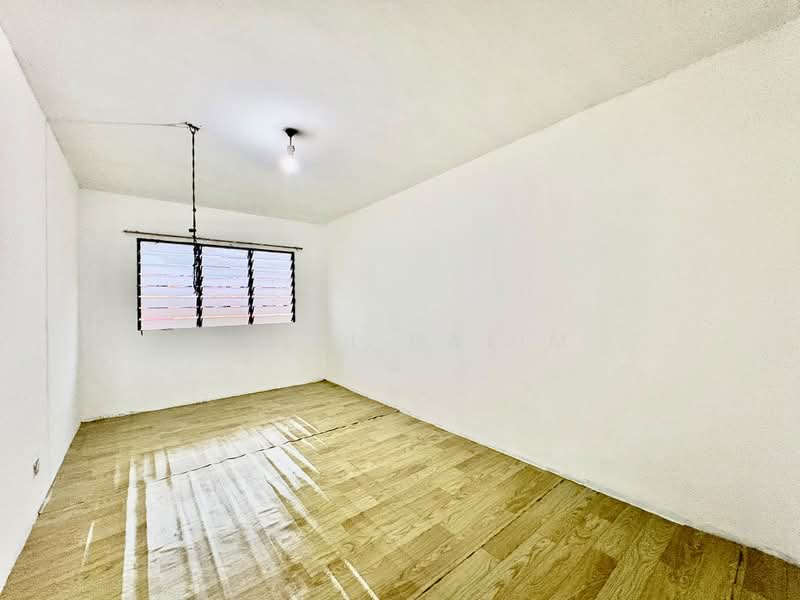 Rumah Flat untuk Dijual di Flat PKNS Seksyen 8 - Hairi Halim - PropertyGuru.com.my