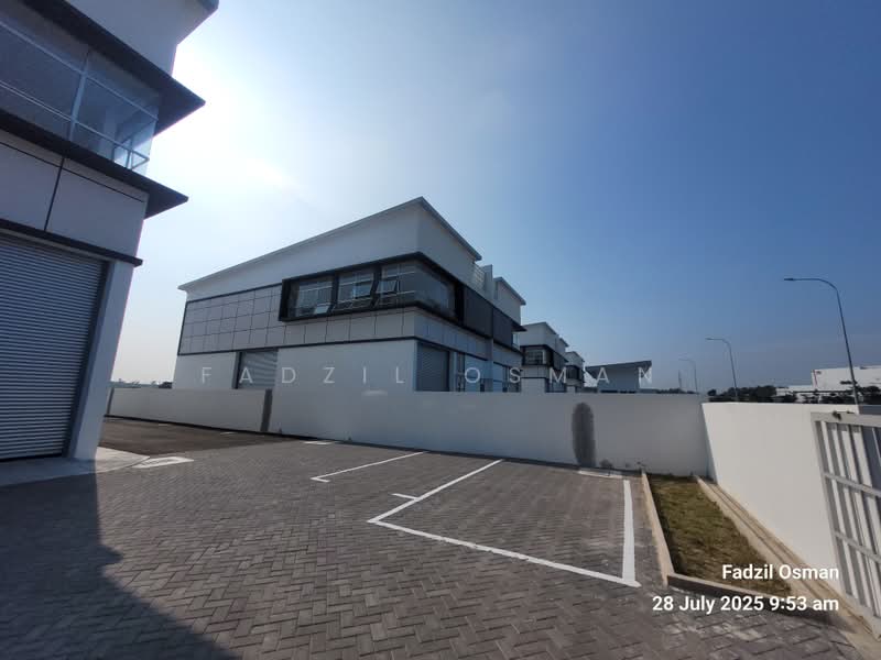 Kilang untuk Disewa di Bandar Enstek (Negeri Sembilan) - Fadzil Osman - Exterior - PropertyGuru.com.my