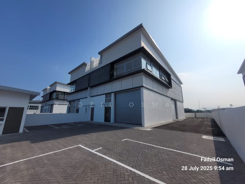 Kilang untuk Disewa di Bandar Enstek (Negeri Sembilan) - Fadzil Osman - Exterior - PropertyGuru.com.my