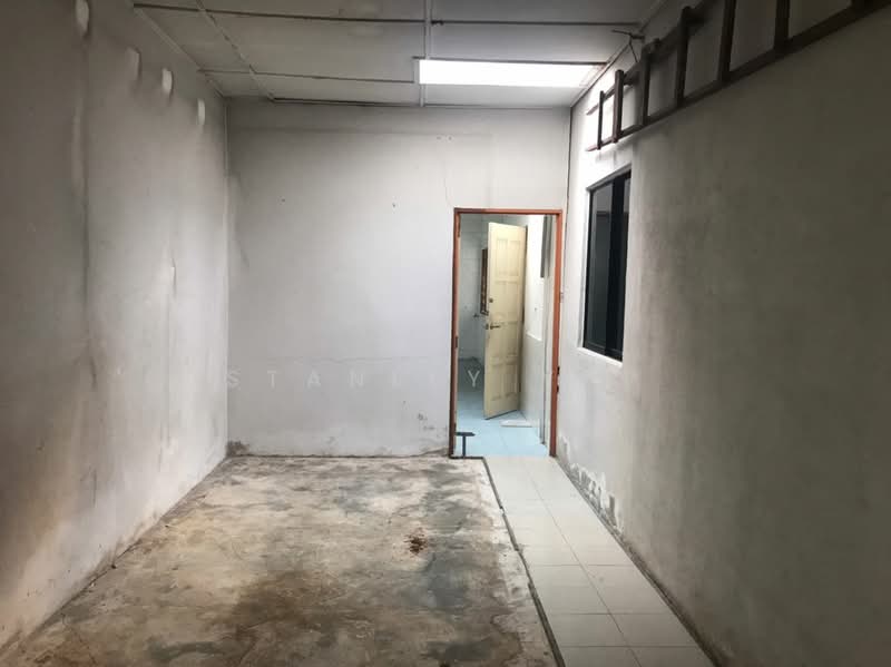 Warehouse for Rent in Kampung Cheras Baru (Ampang) - Stanley Yap - Interior - PropertyGuru.com.my