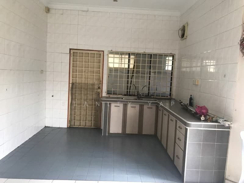 Warehouse for Rent in Kampung Cheras Baru (Ampang) - Stanley Yap - Kitchen - PropertyGuru.com.my