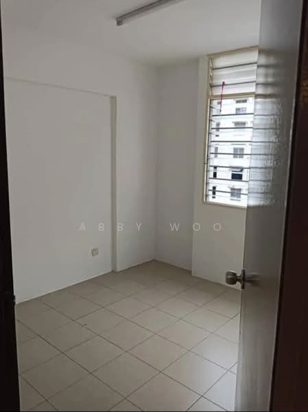 Rumah Flat untuk Disewa di Green Garden - Abby Woo - Interior - PropertyGuru.com.my