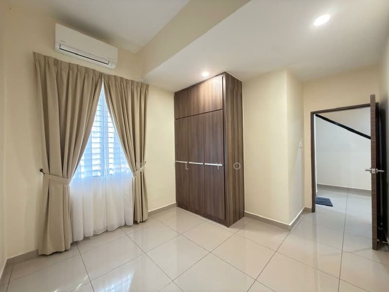 Bungalow for Rent in Bukit Kesenangan (Johor Bahru) - Daniel Yong - Interior - PropertyGuru.com.my