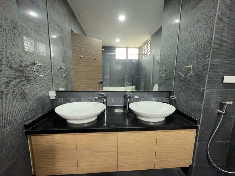Bungalow for Rent in Bukit Kesenangan (Johor Bahru) - Daniel Yong - Bathroom - PropertyGuru.com.my