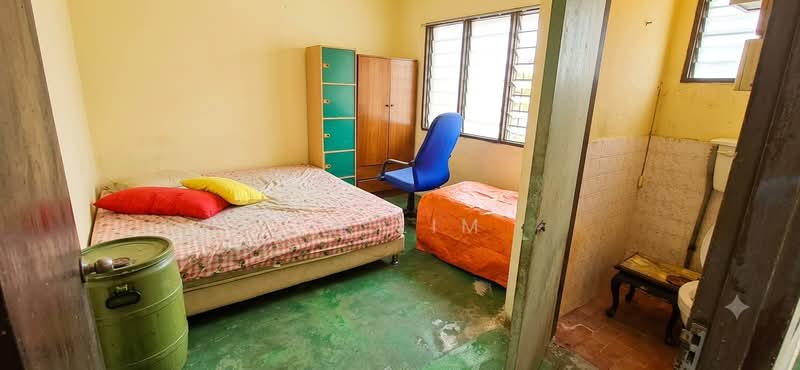 Rumah Teres 1-Tingkat untuk Dijual di Taman Sahabat (Semenyih) - TH Lim - Bedroom - PropertyGuru.com.my