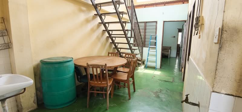 Rumah Teres 1-Tingkat untuk Dijual di Taman Sahabat (Semenyih) - TH Lim - Interior - PropertyGuru.com.my