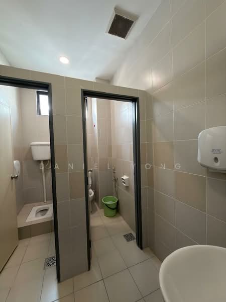 Kilang untuk Dijual di Iskandar Puteri (Nusajaya) (Johor) - Daniel Yong - Bathroom - PropertyGuru.com.my