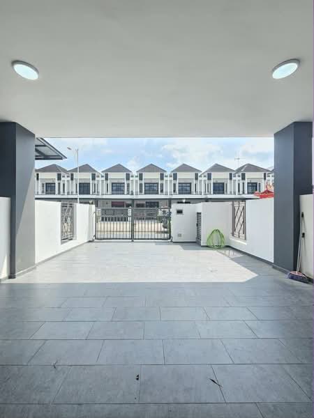 2-storey Terraced House for Rent in Johor Bahru (Johor) - Caren Chin - Exterior - PropertyGuru.com.my
