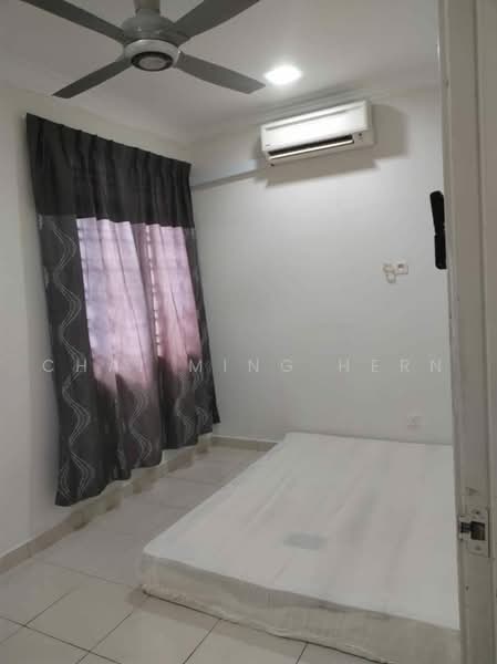 Condominium for Rent at Pearl Avenue - Chai Ming Hern - Bedroom - PropertyGuru.com.my