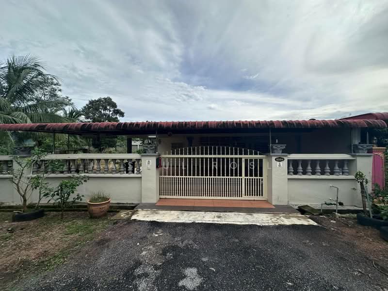 1-storey Terraced House for Sale in Kulim (Kedah) - Hasrul Rosli - Exterior - PropertyGuru.com.my