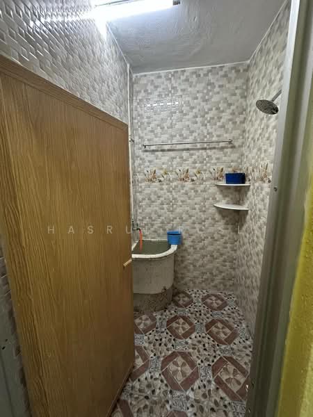 1-storey Terraced House for Sale in Kulim (Kedah) - Hasrul Rosli - Bathroom - PropertyGuru.com.my