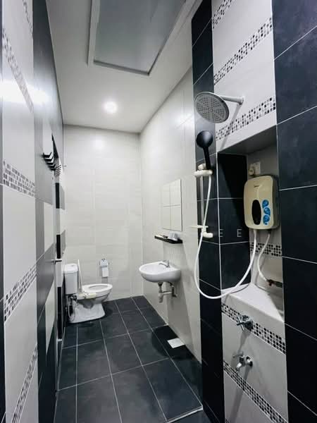 Townhouse for Rent in Taman Sutera Utama (Skudai) - Melinda Ee - Bathroom - PropertyGuru.com.my