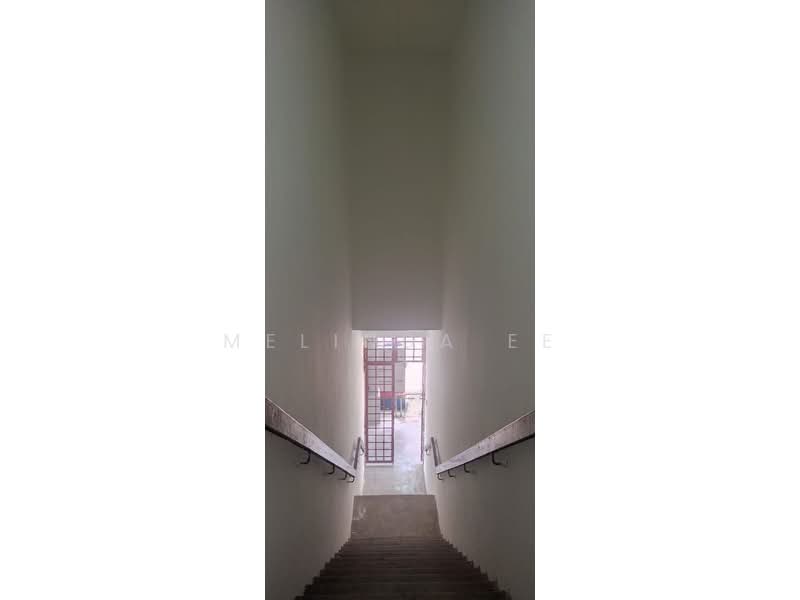 Shop / Office for Rent in Taman Puteri Wangsa (Ulu Tiram) - Melinda Ee - Corridor - PropertyGuru.com.my