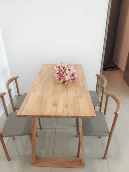 Pangsapuri untuk Disewa di D7 (D'Seven Lagoon Perdana) - Leonard Liang - Dining Room - PropertyGuru.com.my