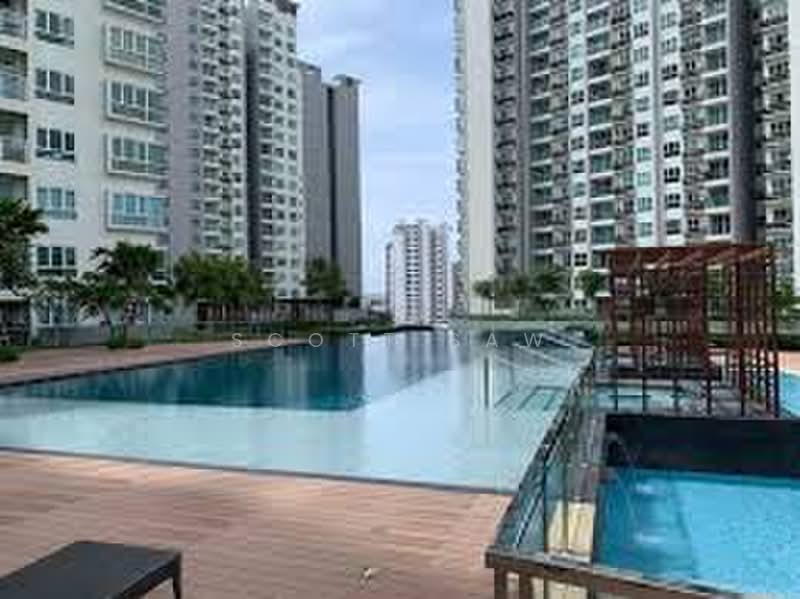 Kondominium untuk Dijual di Tropicana Bay Residences - Scott Saw - Pool - PropertyGuru.com.my