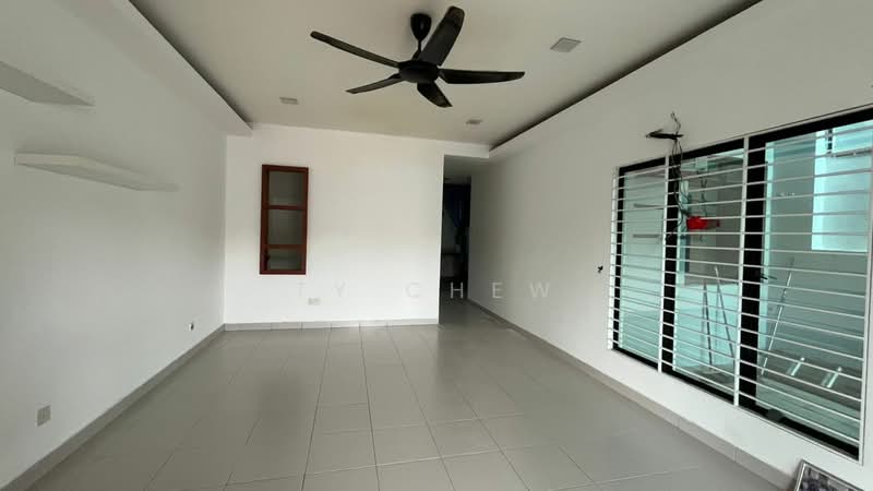 Rumah Teres 2-Tingkat untuk Dijual di Klang (Selangor) - TY Chew - Living Room - PropertyGuru.com.my