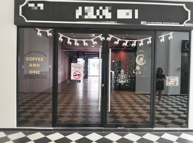 Shop / Office for Sale in Taman Ekoflora (Johor Bahru) - Sausa Lee - Entrance - PropertyGuru.com.my