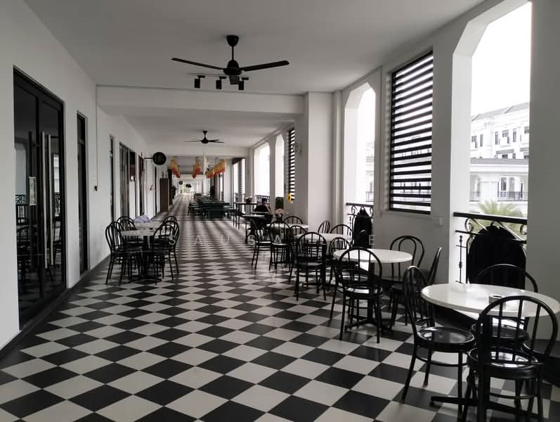 Shop / Office for Sale in Taman Ekoflora (Johor Bahru) - Sausa Lee - Corridor - PropertyGuru.com.my