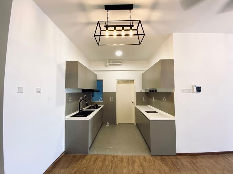 Kondominium untuk Dijual di Lakefront Homes - Miza Abdullah - PropertyGuru.com.my
