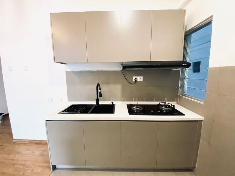 Kondominium untuk Dijual di Lakefront Homes - Miza Abdullah - PropertyGuru.com.my