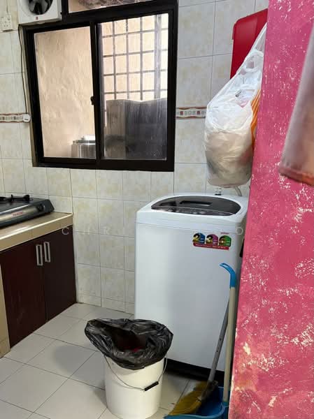 Rumah Flat untuk Disewa di Mesra Ria - Chris Choo - Kitchen - PropertyGuru.com.my